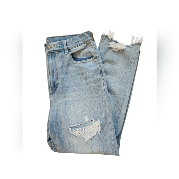 American Eagle Distressed Mom Jean - Picture 2 of 5